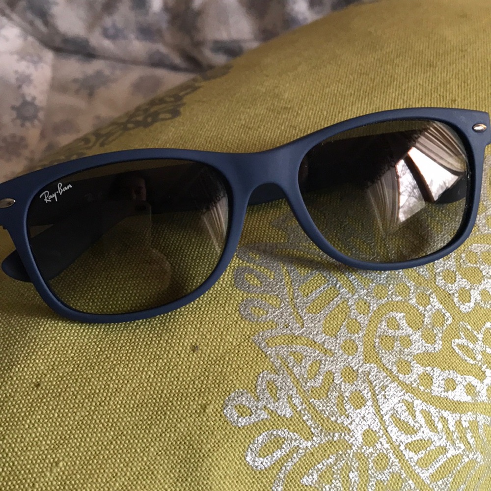 Ray-Ban Wayfarer Sunglasses